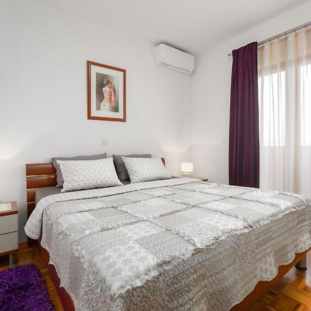 Apartment Morena Porec Exterior photo