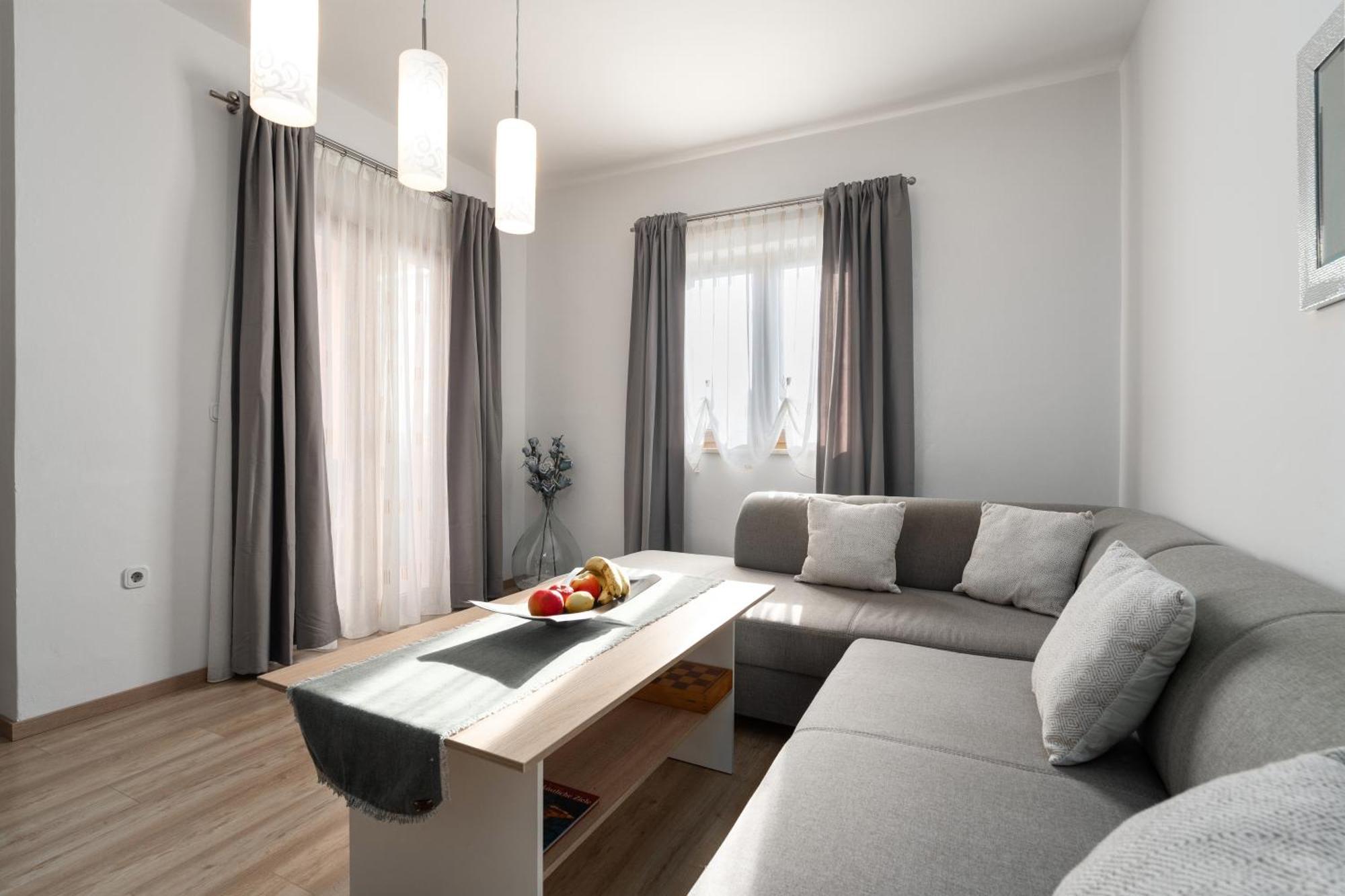 Apartment Morena Porec Exterior photo